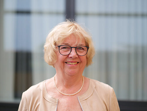 Prof.in Dr.in h.c. Christel Bienstein